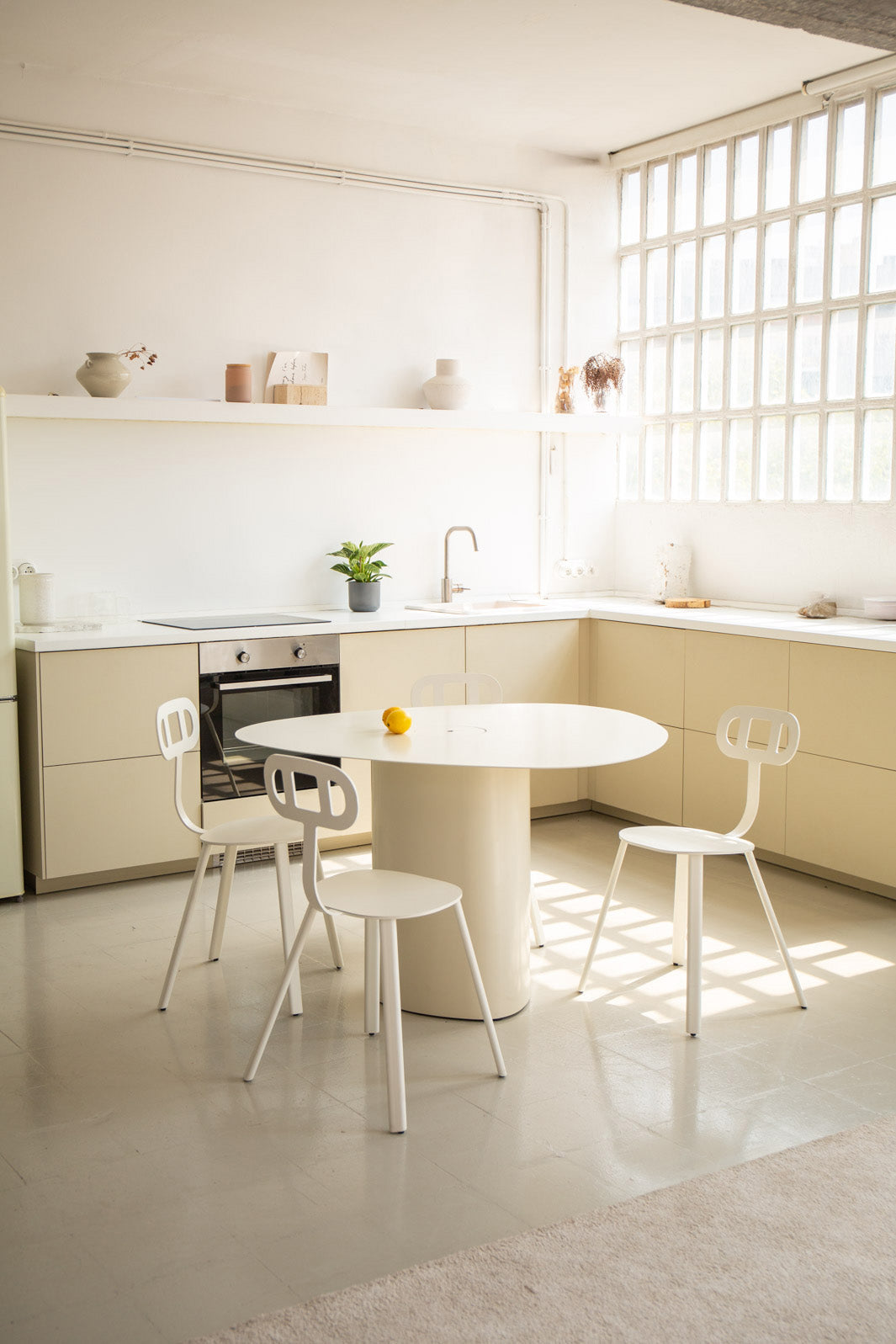 Mesa Forat Oval XL Crema