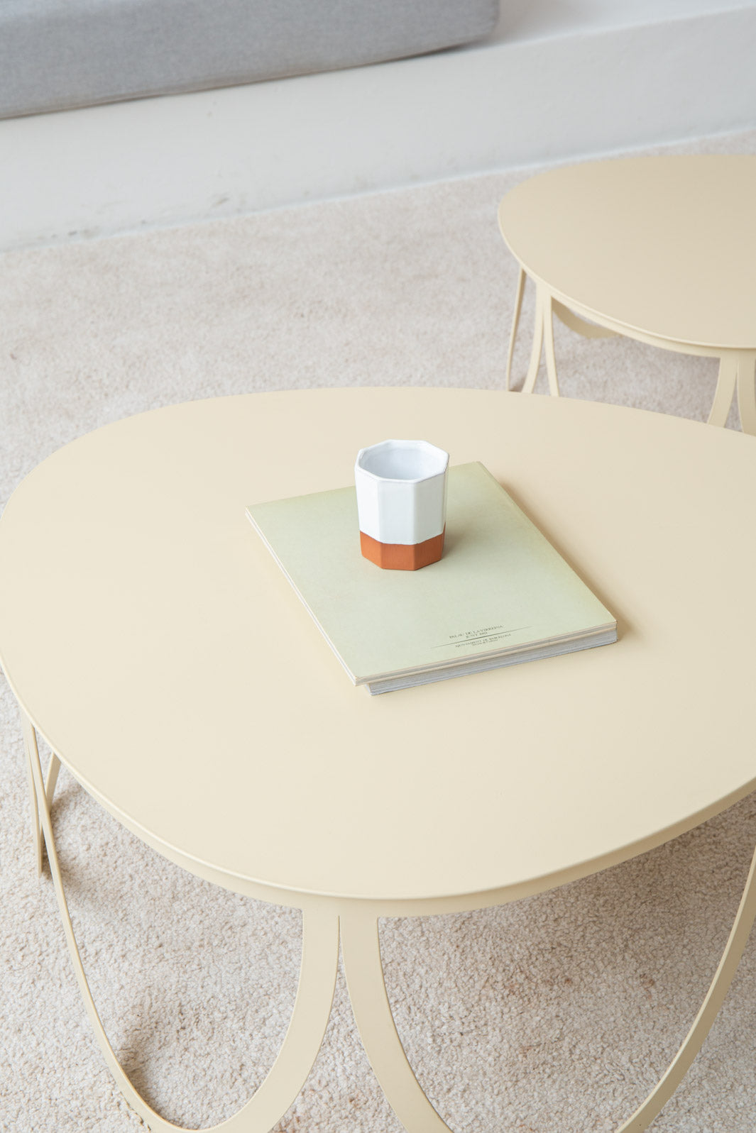 Mesita Ovalisa Light Crema