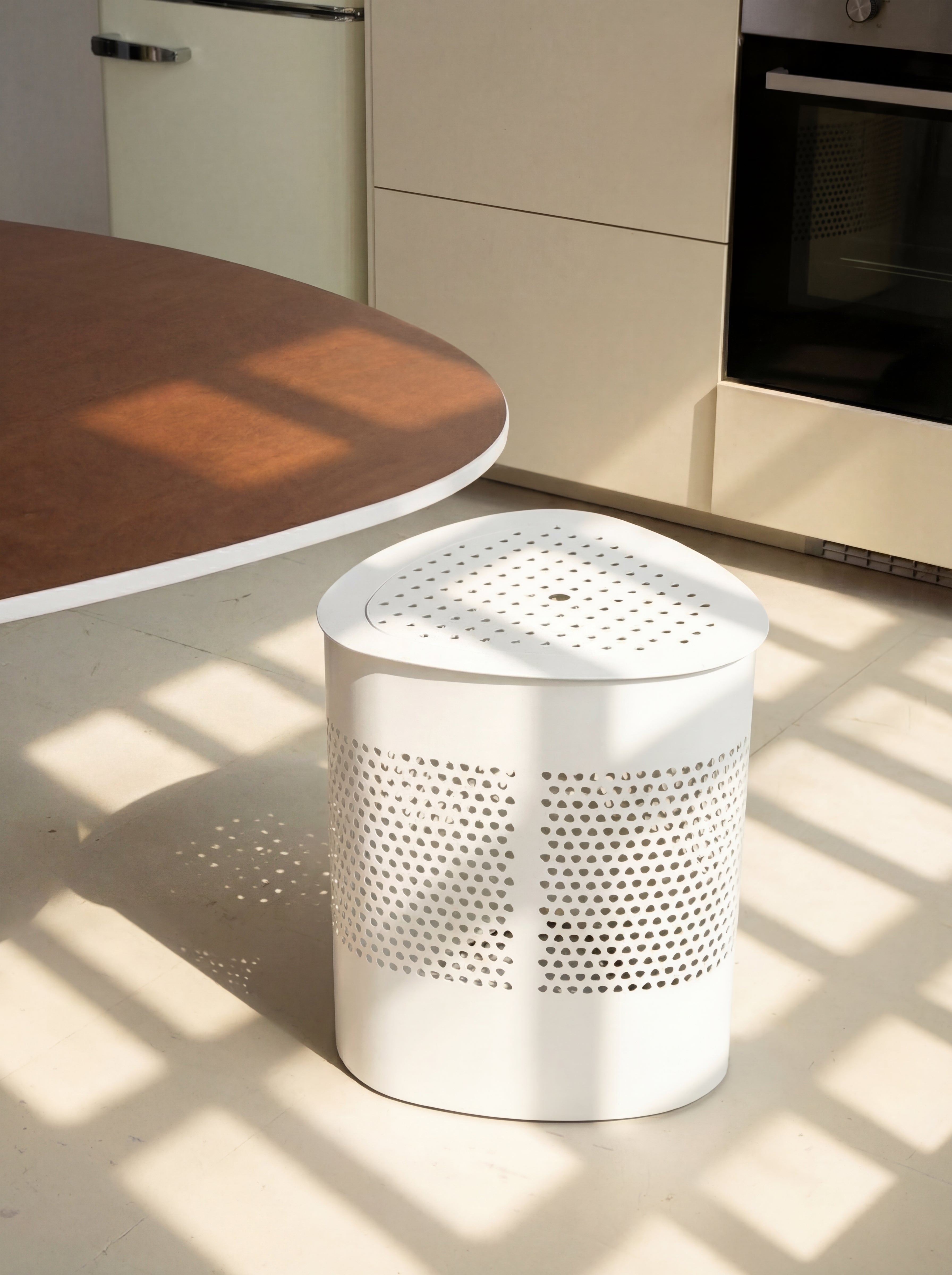 Taburete Forats Oval Blanco Suave
